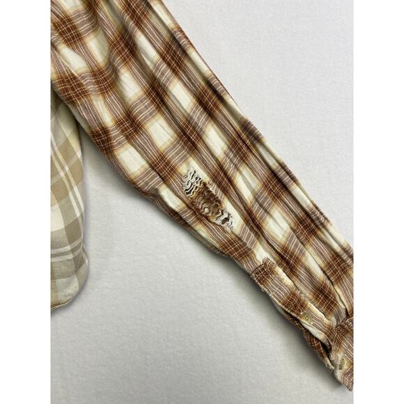 Cabin Core American Eagle Cropped Patchwork Flannel | Extra Small - Picture 11 of 12